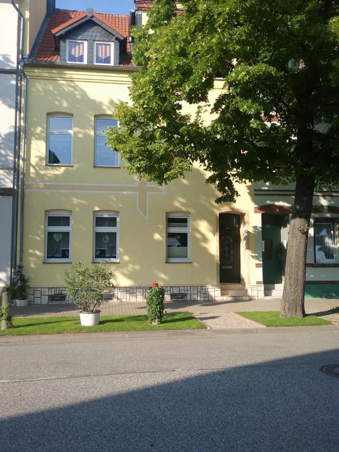 Usis_Ferienwohnung Im Harz เควดลินบวร์ก ภายนอก รูปภาพ