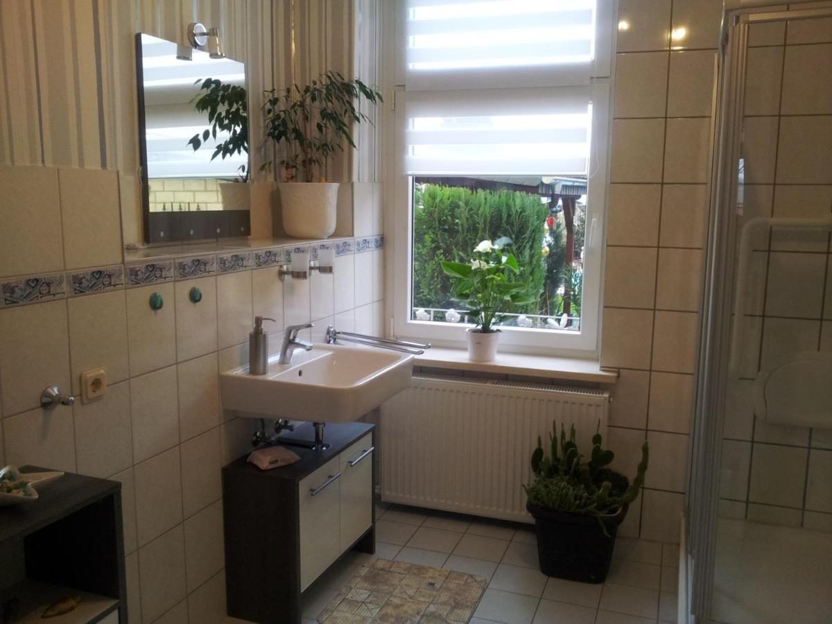 Usis_Ferienwohnung Im Harz เควดลินบวร์ก ภายนอก รูปภาพ